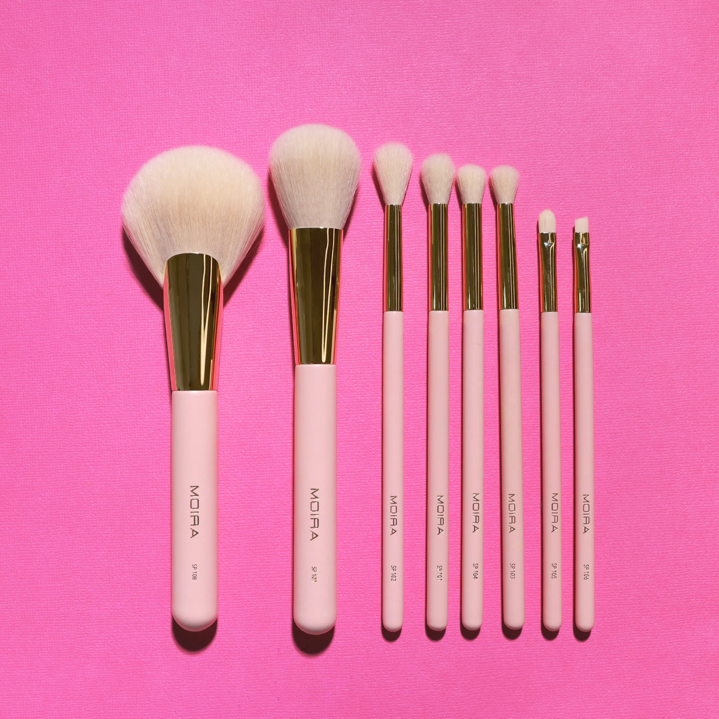 Defined Crease Brush