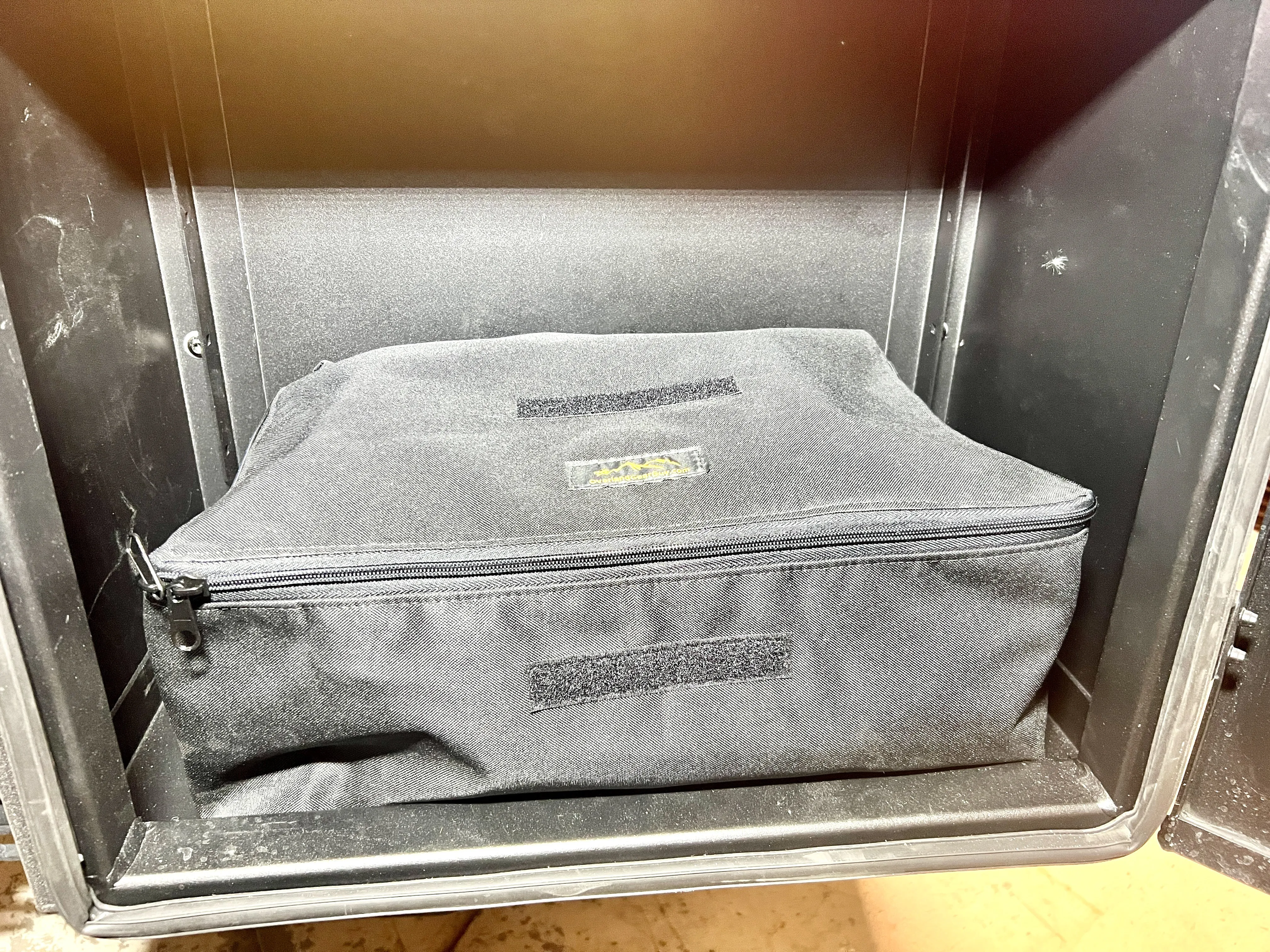 EXPEDITION BOX-LARGE Divider Storage Bags