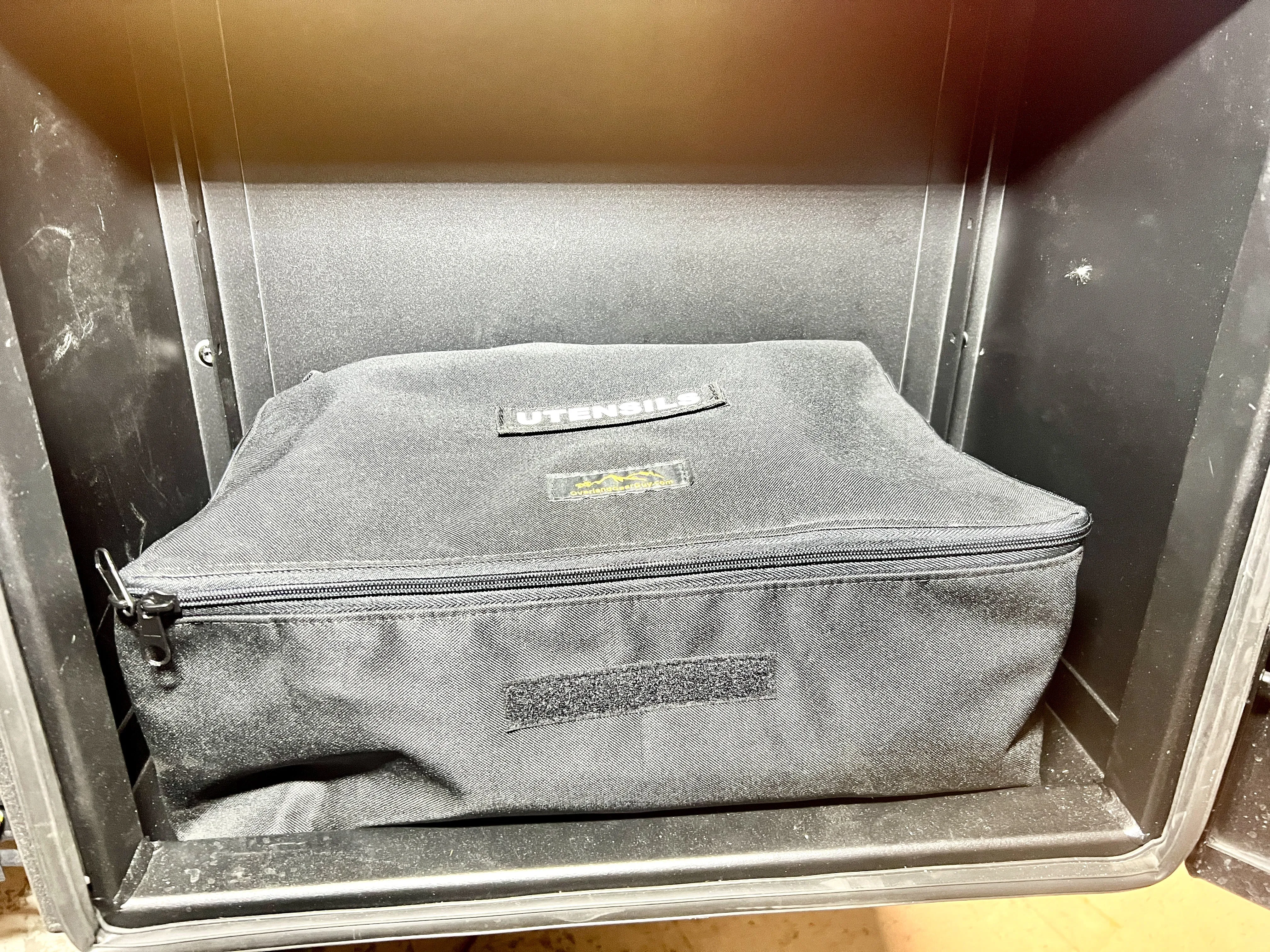 EXPEDITION BOX-LARGE Divider Storage Bags