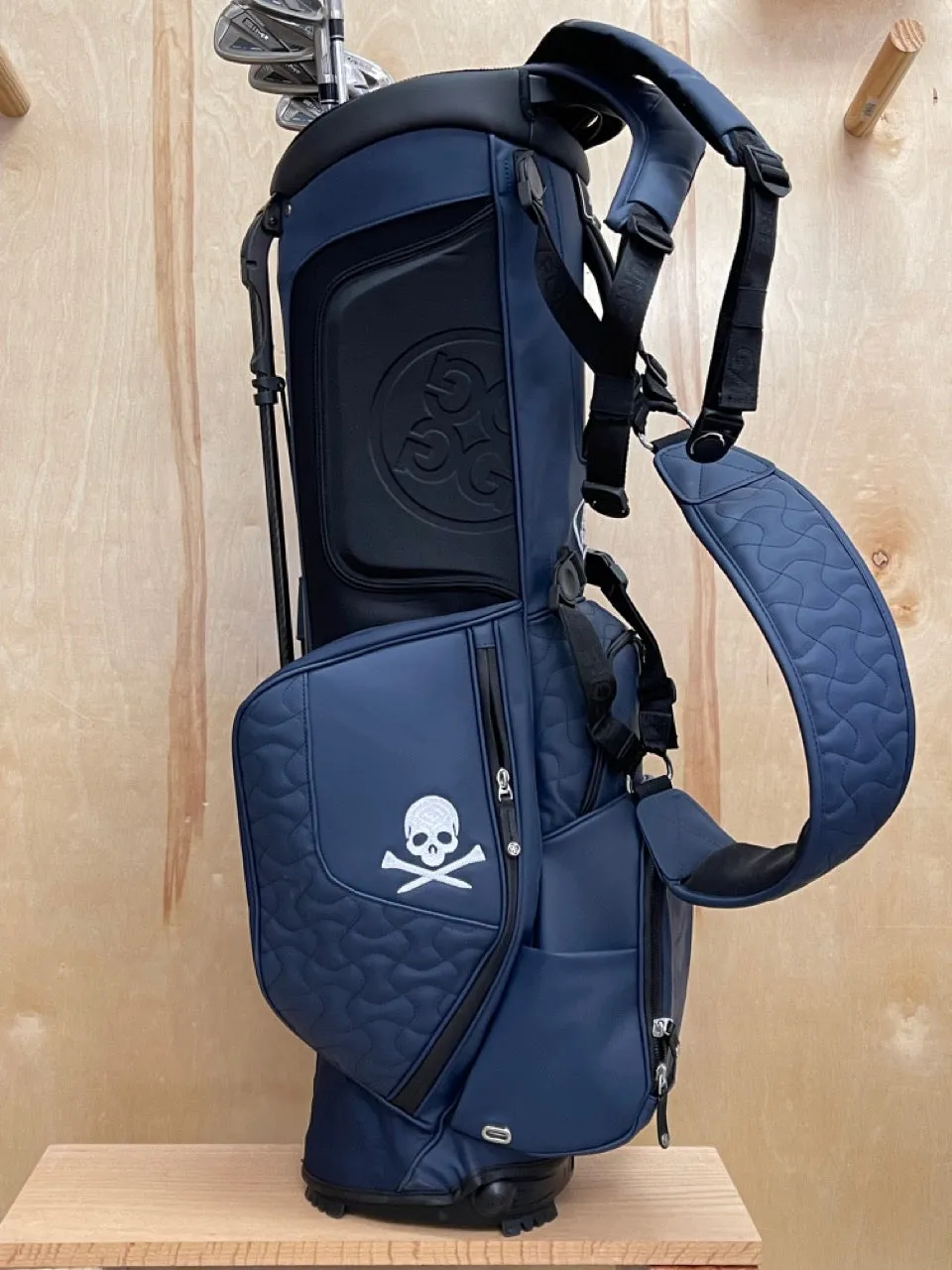 GFORE TRANSPORTER III TOUR CARRY BAG