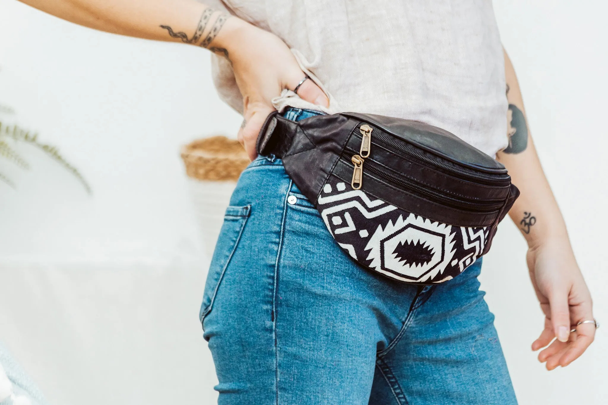 Leather Kilim Bumbag - Black & White