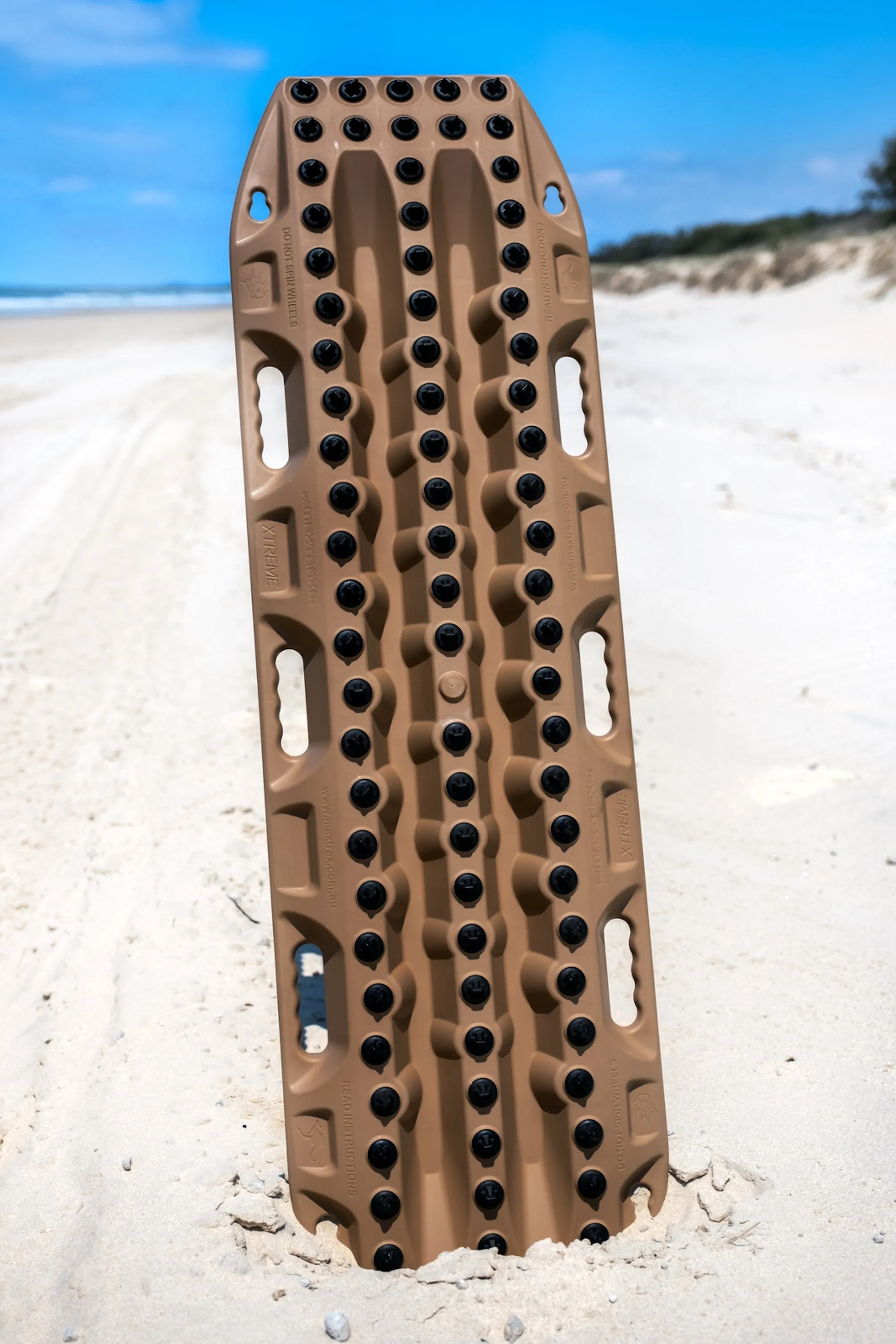 MAXTRAX XTREME Desert Tan Recovery Boards