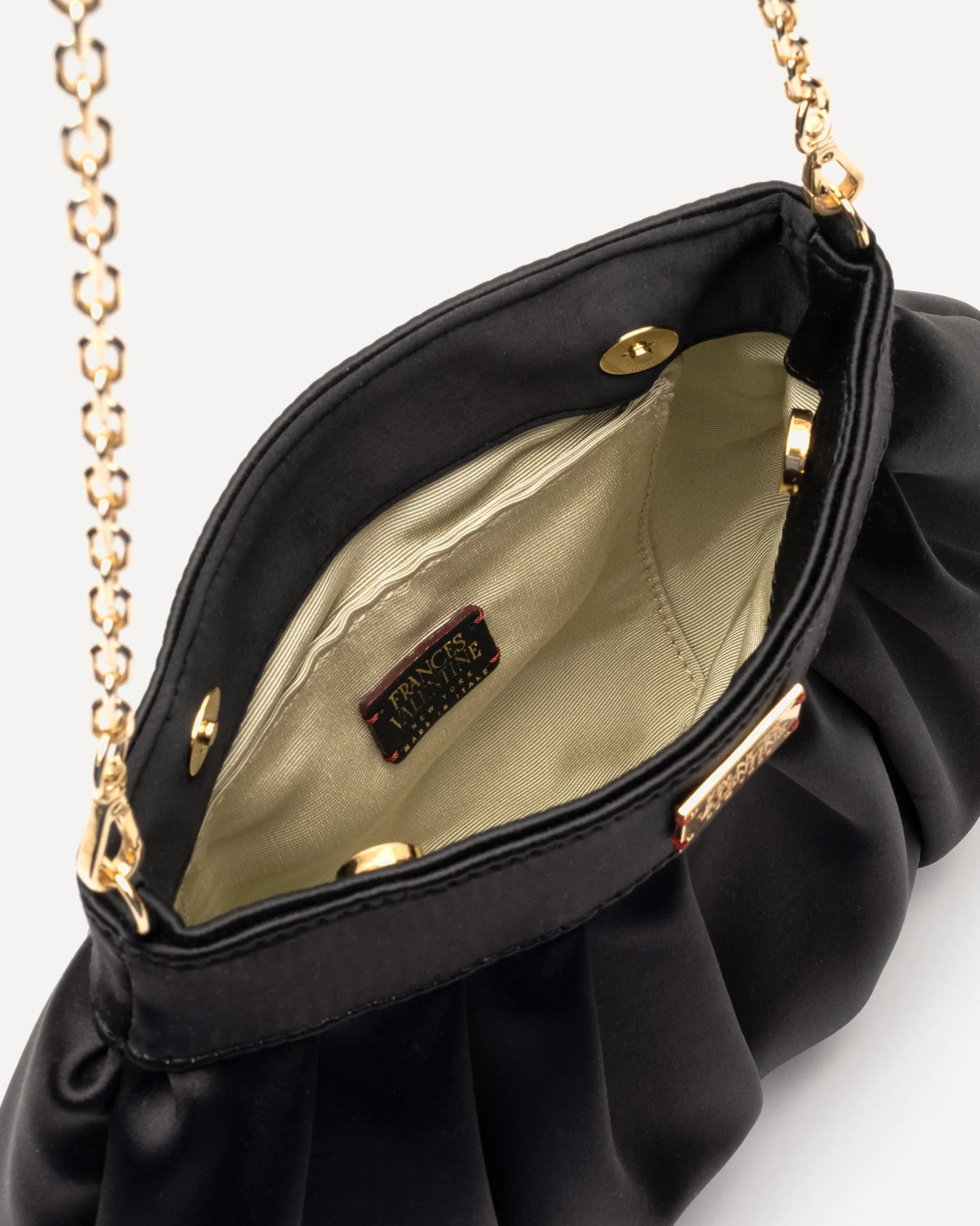 Nora Clutch Satin Black