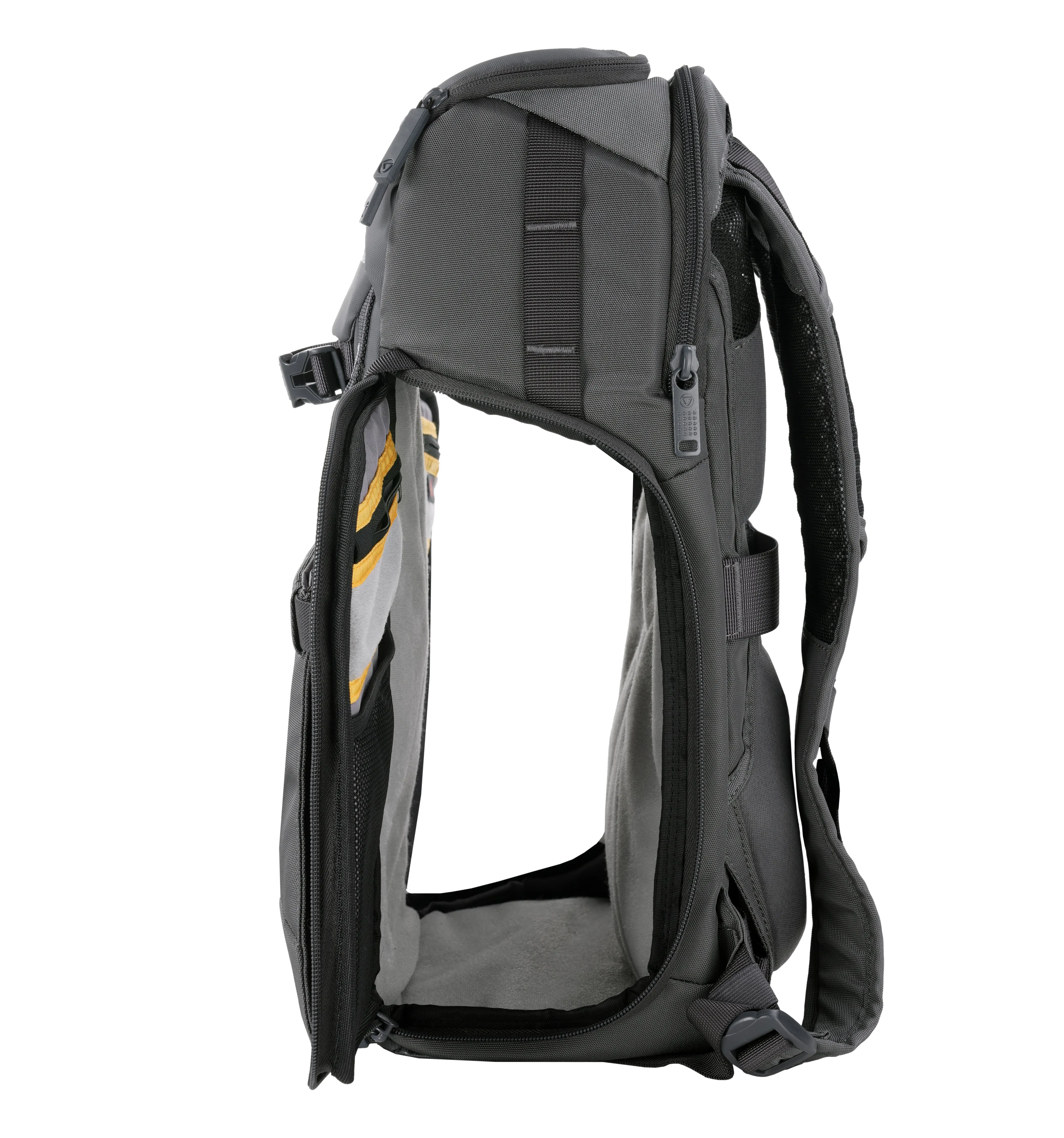 VEO Adaptor S46 Black Camera Backpack w/ USB Port - Side Access